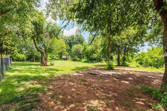 812 Old Bugle Rd, Edmond, OK 73003 - view of yard