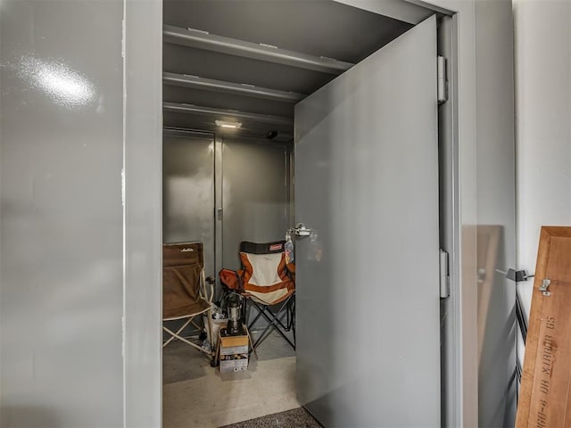 3760 Black Mesa Rd, Norman, OK 73071 - view of corridor