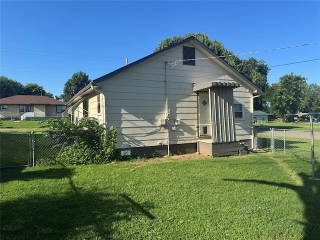 818 W Watts St, El Reno, OK 73036 - back of property