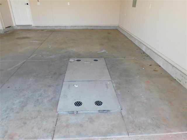 6036 SE 66th St, Oklahoma City, OK 73135 - view of garage