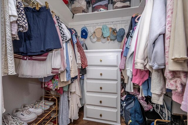 1601 Hazelhurst, Edmond, OK 73013 - view of spacious closet