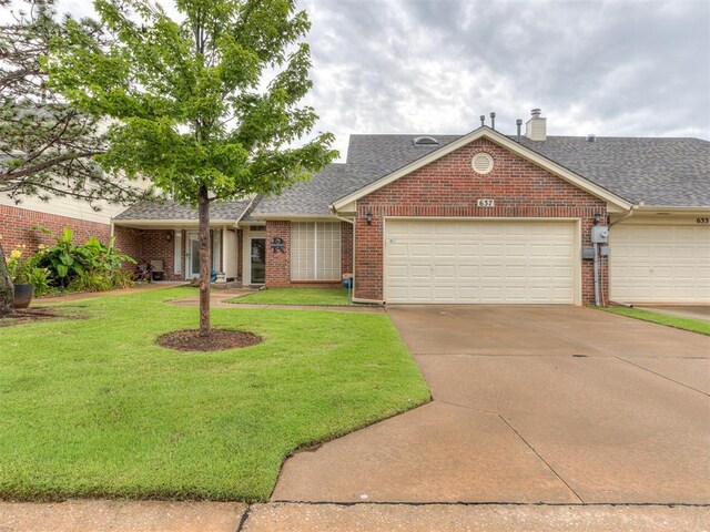 637 Doe Trl, Edmond, OK 73012 - photo 1