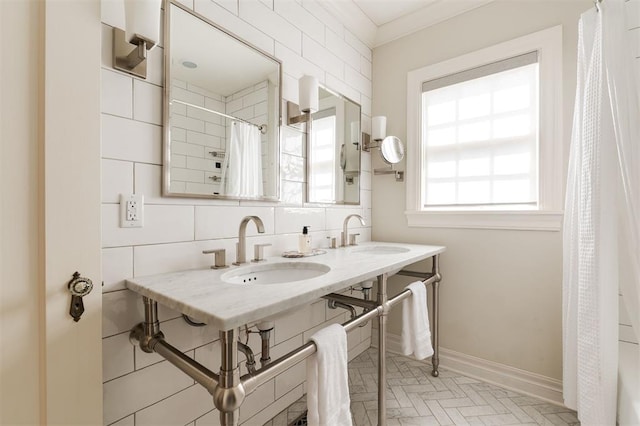 1005 NW 40th St, Oklahoma City, OK 73118 - full bathroom featuring a sink and a shower with curtain