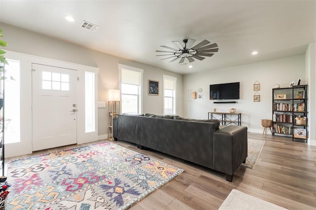 337030 E 1016th Rd, Meeker, OK 74855 - living area with ceiling fan, wood finished floors, and recessed lighting