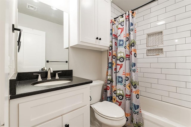 337030 E 1016th Rd, Meeker, OK 74855 - bathroom with vanity and shower / bath combo with shower curtain