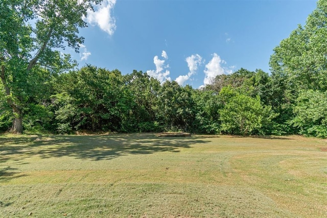 3751 Rock Dove Lndg, Edmond, OK 73034 - view of grassy yard