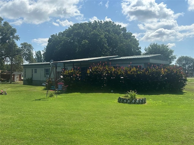 722 W 5th St, Erick, OK 73645 - view of grassy yard