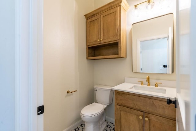 4334 White Ash Dr, Piedmont, OK 73078 - half bath featuring baseboards and vanity