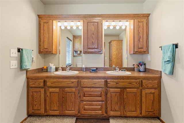 5097 County St Unit 2580, Hinton, OK 73047 - full bathroom featuring double vanity