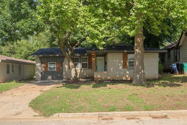929 N Farra Dr, Oklahoma City, OK 73107 - photo 1