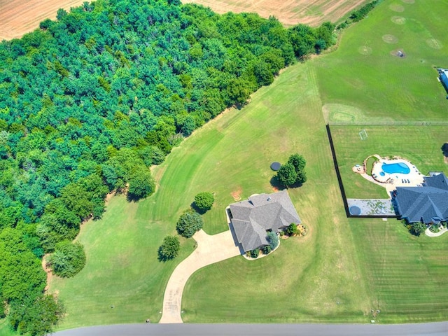 775 Magnolia Ln, Tuttle, OK 73089 - bird's eye view of a pool
