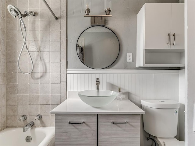 1623 NW 39th St, Oklahoma City, OK 73118 - full bath with vanity and shower / tub combination