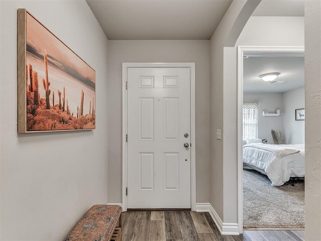 3529 Slate River Dr, Yukon, OK 73099 - entrance foyer featuring wood finished floors and baseboards