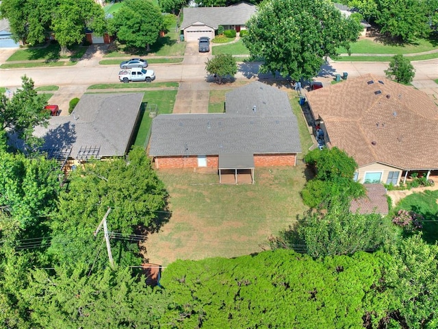3013 Beverly Dr, Edmond, OK 73013 - drone / aerial view