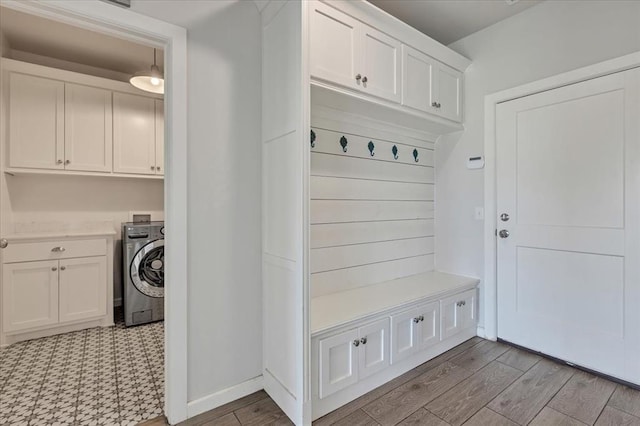 1069 Rheagen Kay Ave, Tuttle, OK 73089 - mudroom with washer / dryer and wood finished floors