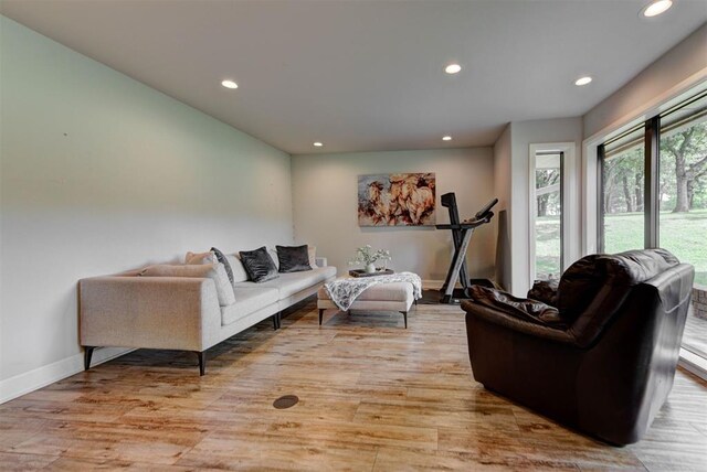12629 Teakwood Rd, Oklahoma City, OK 73013 - living area featuring recessed lighting and light wood-style flooring