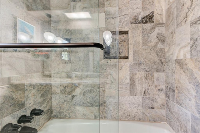 12629 Teakwood Rd, Oklahoma City, OK 73013 - full bathroom featuring shower / bath combination with glass door