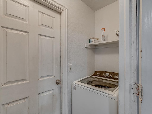 629 NW 121st St, Oklahoma City, OK 73114 - washroom with washer / clothes dryer