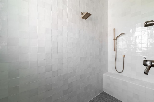 4716 Moulin Rd, Edmond, OK 73034 - full bathroom with tiled shower