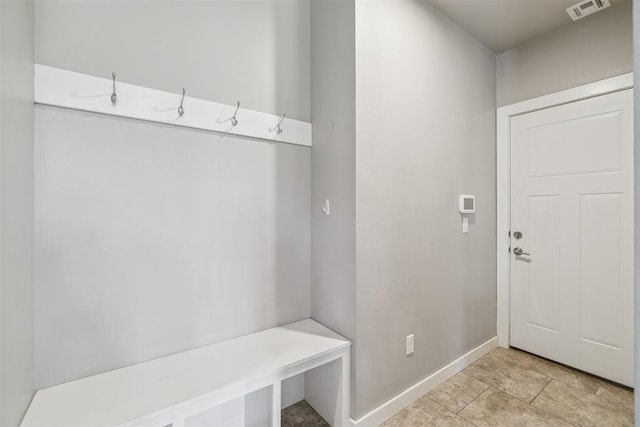637 NW 179th Cir, Edmond, OK 73012 - mudroom featuring baseboards