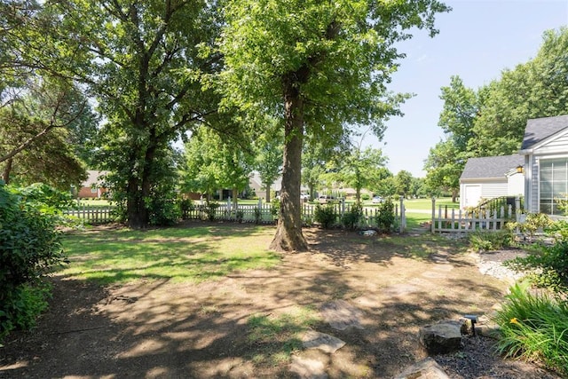 2625 Somerset Pl, Oklahoma City, OK 73116 - view of fenced yard