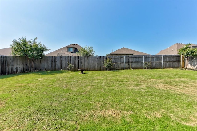 9920 NW 142nd St, Yukon, OK 73099 - view of fenced backyard