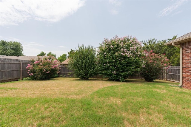 1723 Grey Hawk Rd, Edmond, OK 73003 - view of fenced backyard