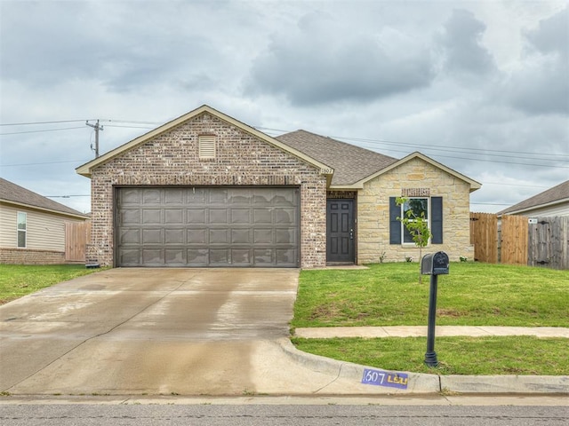 1607 Chuck Wagon Dr, El Reno, OK 73036 - photo 1