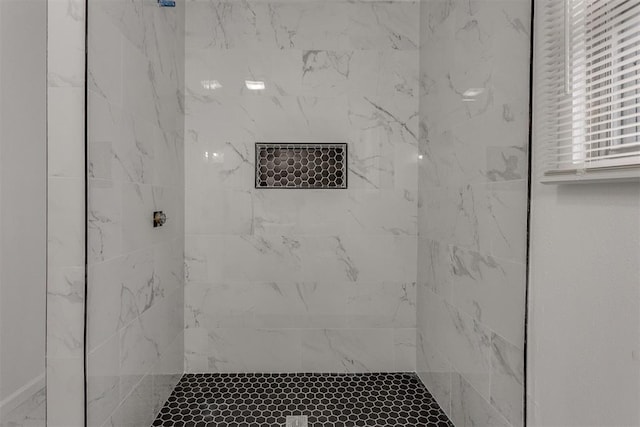 1617 NW 31st St, Oklahoma City, OK 73118 - full bath featuring a tile shower