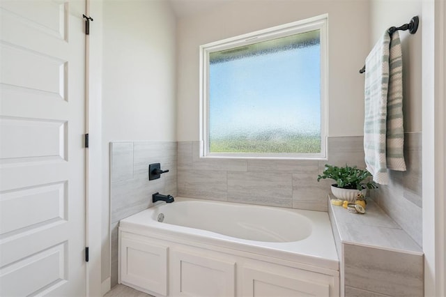 2316 Dixie Dr, Blanchard, OK 73010 - full bath featuring healthy amount of natural light and a garden tub