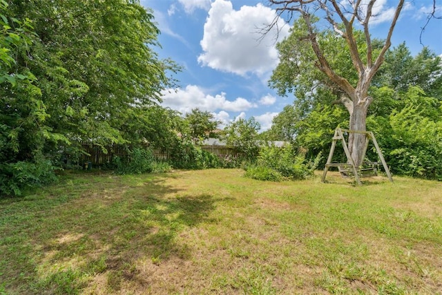 720 NW 16th St, Moore, OK 73160 - view of yard