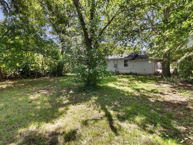 3927 SE 10th Pl, Del City, OK 73115 - view of grassy yard