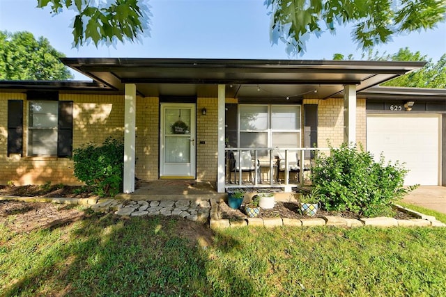 625 N Ramblin Oaks Dr, Moore, OK 73160 - view of front of property with brick siding, a porch, a garage, and driveway