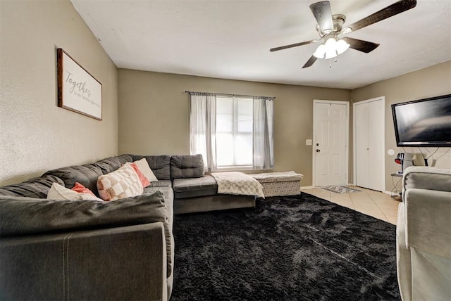 625 N Ramblin Oaks Dr, Moore, OK 73160 - living area with a ceiling fan and light tile patterned floors