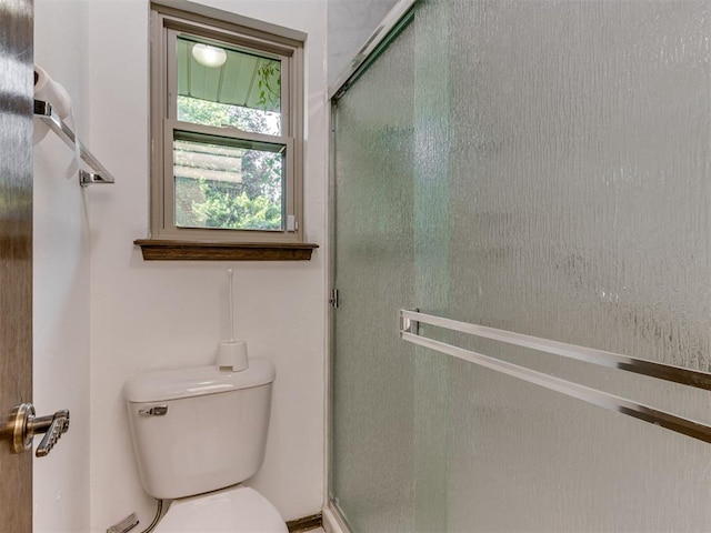 9220 Sutton Pl, Oklahoma City, OK 73132 - bathroom with a shower stall