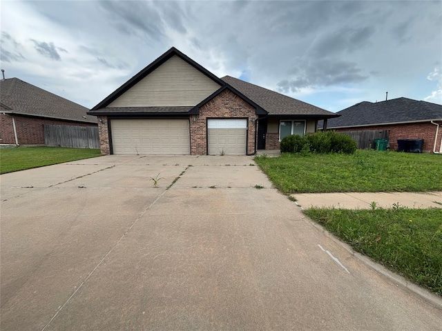 11217 NW 102nd St, Yukon, OK 73099 - photo 1