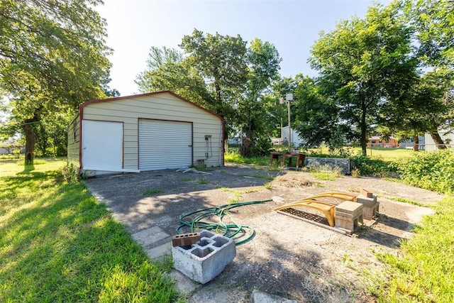 13722 NE 9th St, Choctaw, OK 73020 - view of garage