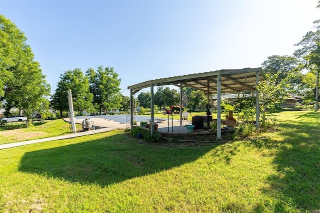 13722 NE 9th St, Choctaw, OK 73020 - view of home's community featuring a lawn
