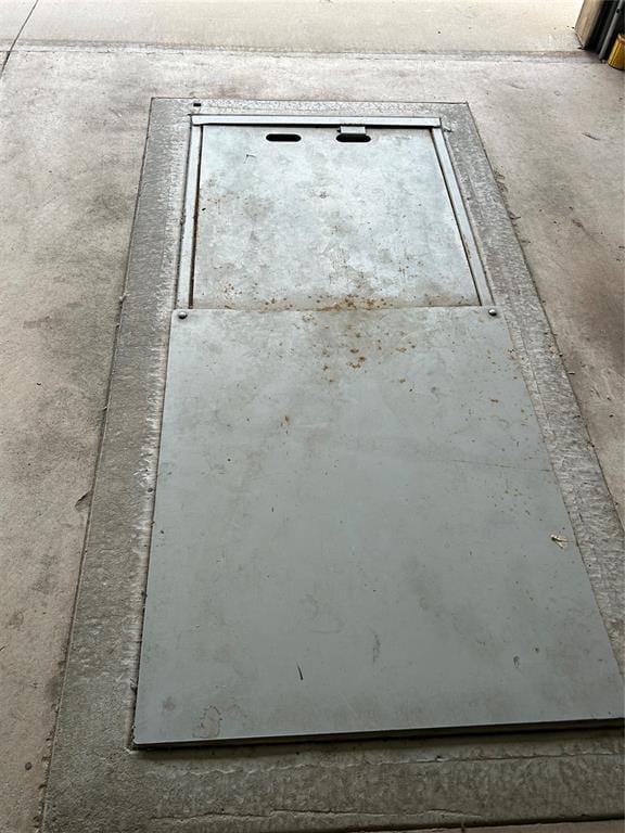 1108 SW 158th St, Oklahoma City, OK 73170 - view of storm shelter