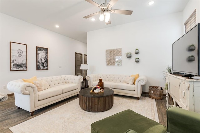 13 Ivory Dr, Yukon, OK 73099 - living area featuring a ceiling fan, recessed lighting, and wood finished floors