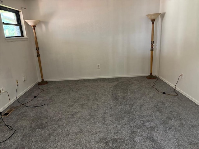 5612 NW 65th St, Warr Acres, OK 73132 - spare room with carpet floors
