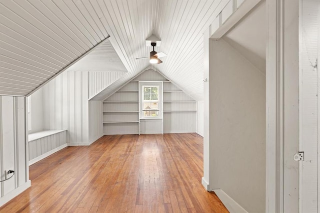 2525 NW 32nd St, Oklahoma City, OK 73112 - bonus room with light wood-style flooring, built in shelves, and vaulted ceiling