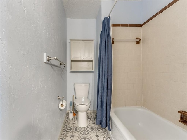 1404 Mary Lee Ln, Edmond, OK 73034 - full bathroom featuring shower / tub combo with curtain, a textured wall, tile patterned floors, and a textured ceiling