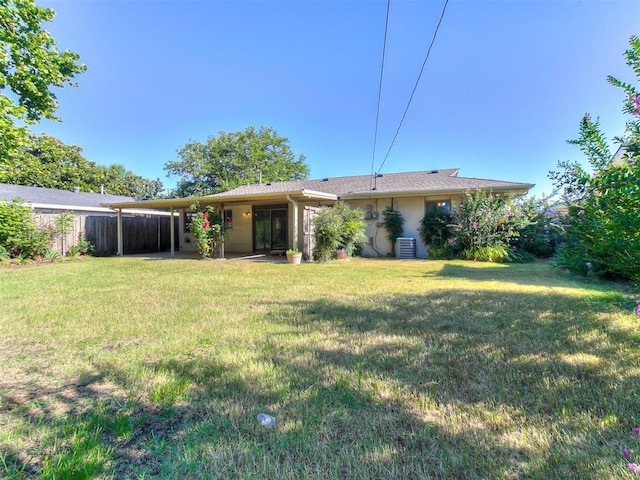 2632 SW 55th St, Oklahoma City, OK 73119 - back of property with a carport