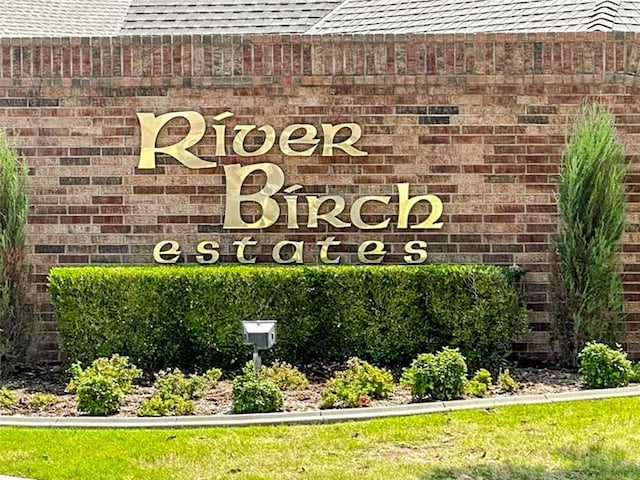 1308 River Birch Dr, Yukon, OK 73099 - view of community / neighborhood sign