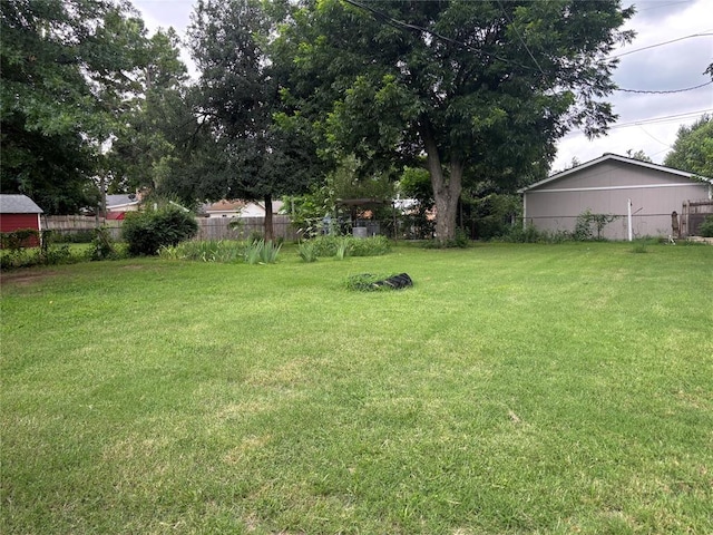 3307 N Mueller Ave, Bethany, OK 73008 - view of yard