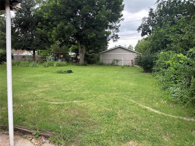 3307 N Mueller Ave, Bethany, OK 73008 - view of yard