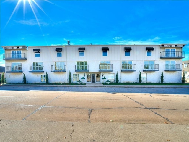 1110 Sherwood Ln Unit 215, Nichols Hills, OK 73116 - photo 4