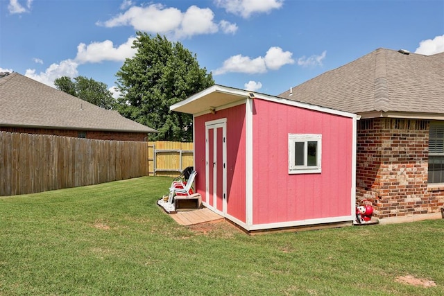 2500 SE 93rd St, Moore, OK 73160 - view of shed featuring a fenced backyard