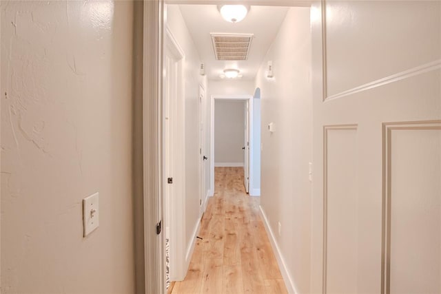 621 SW 7th St, Moore, OK 73160 - hall featuring light wood finished floors and baseboards